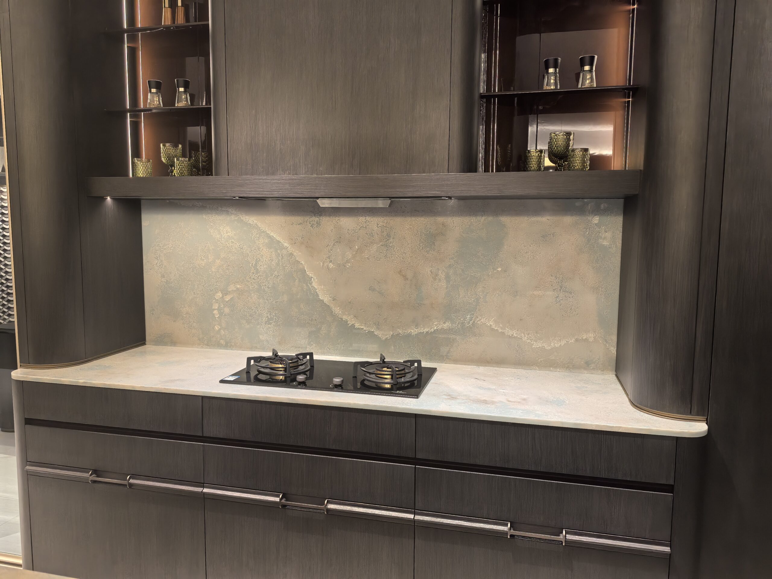 Kitchen Benchtop & Splashback